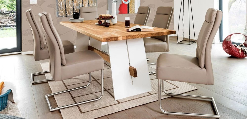 Eiken tafels met metalen poten voor eetkamer of woonkamer