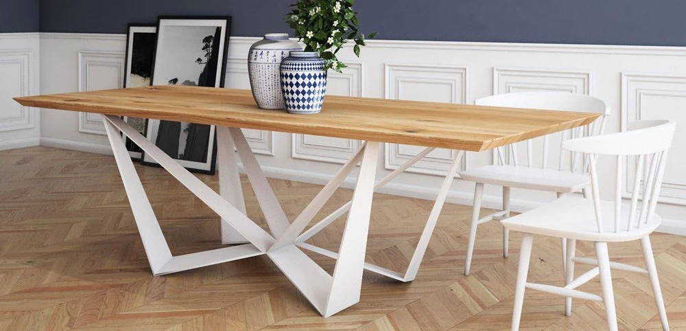 Eiken tafels met metalen poten voor eetkamer of woonkamer