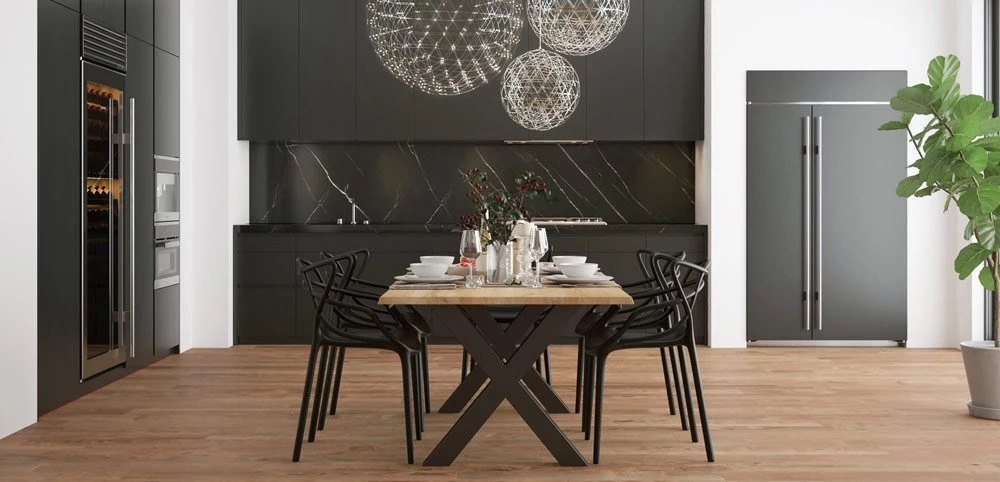 Eiken tafels met metalen poten voor eetkamer of woonkamer